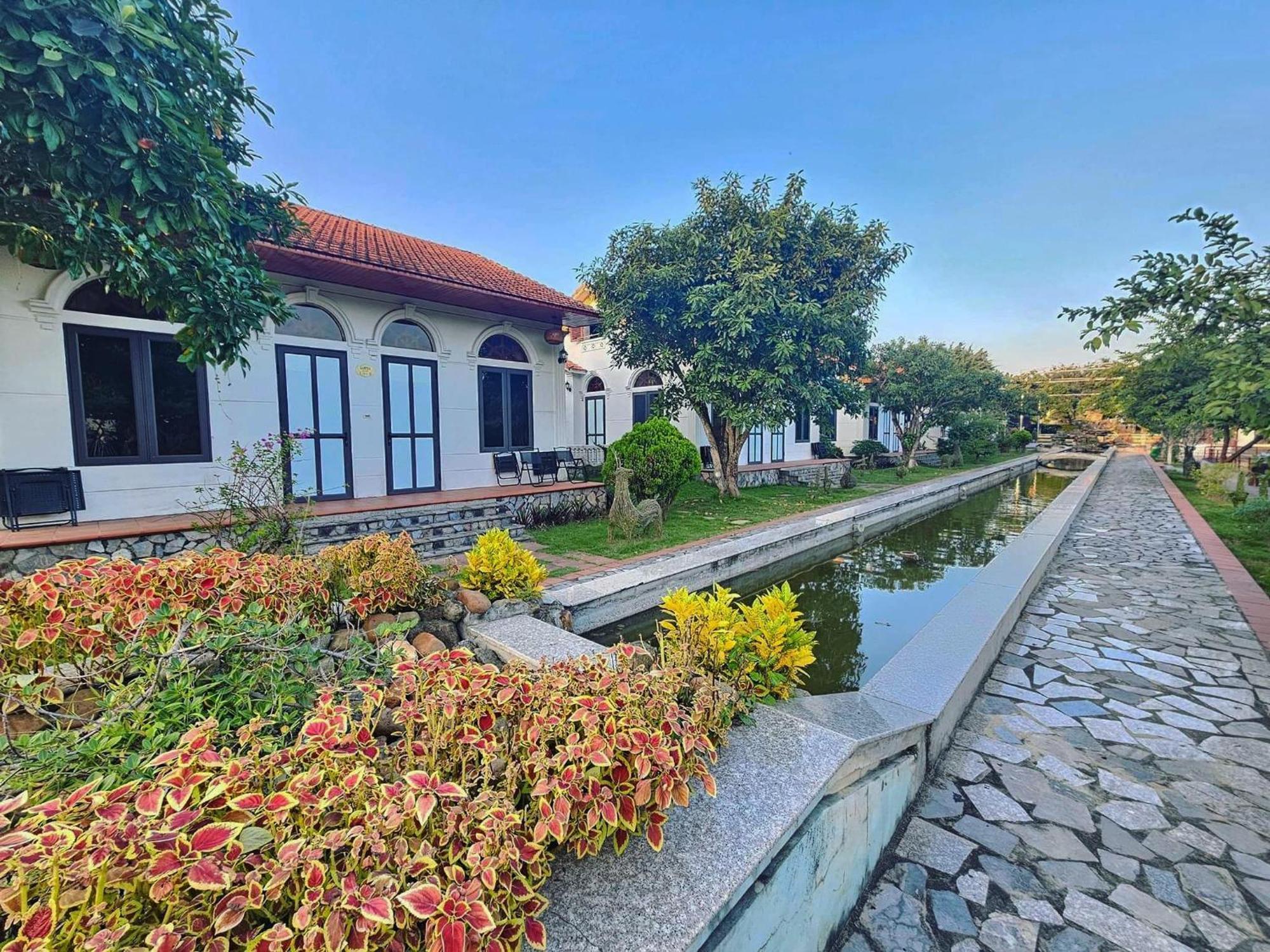 Hoa Lu Garden Resort Ninh Binh Esterno foto