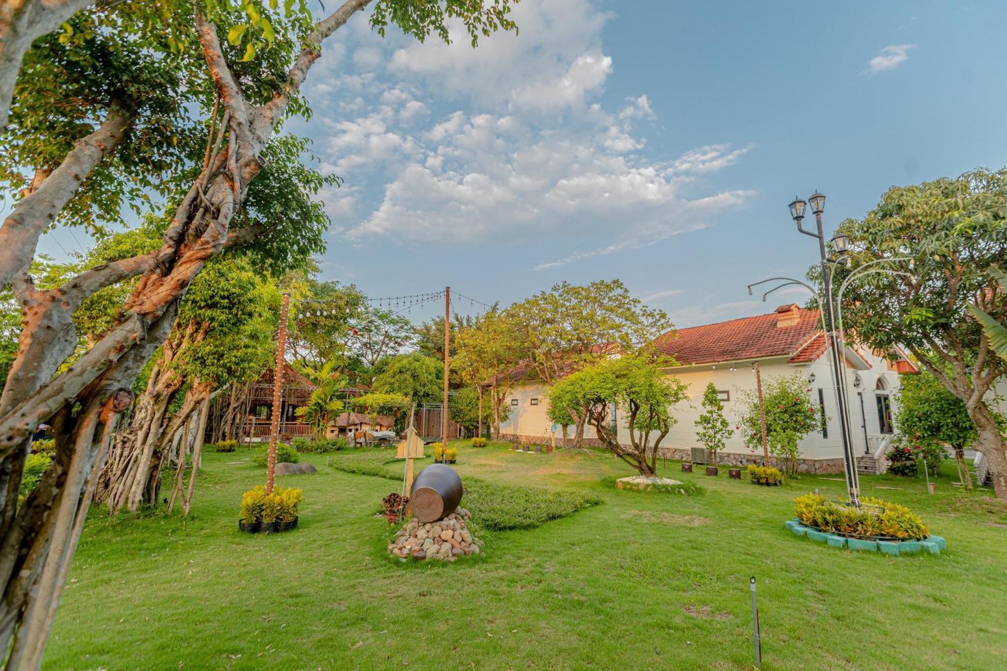 Hoa Lu Garden Resort Ninh Binh Esterno foto
