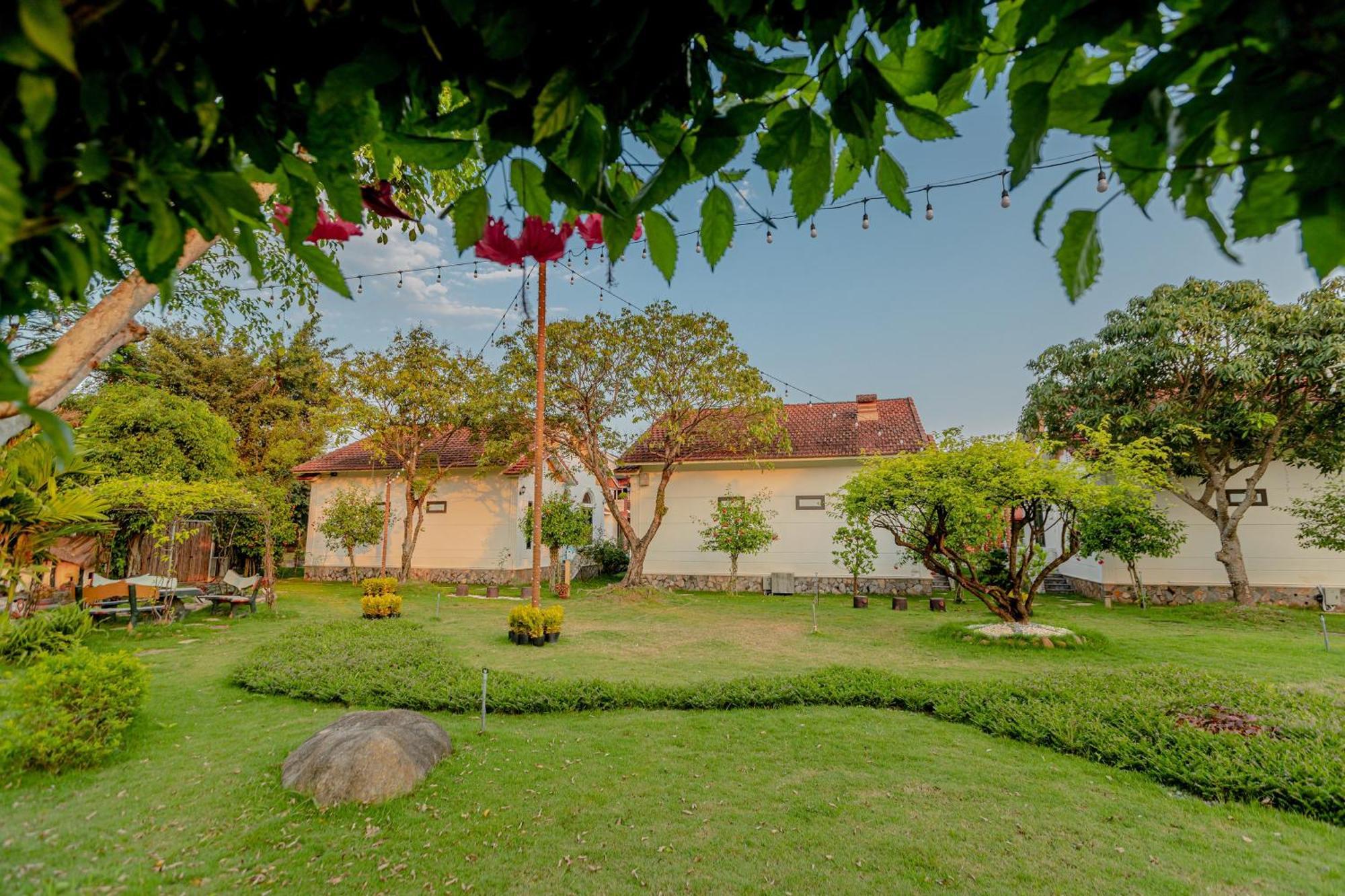 Hoa Lu Garden Resort Ninh Binh Esterno foto